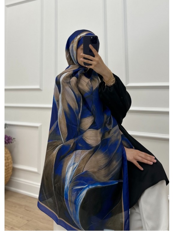 KAİA MODEL ŞAL