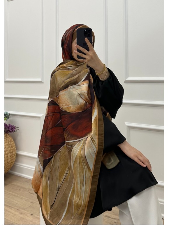 KAİA MODEL ŞAL